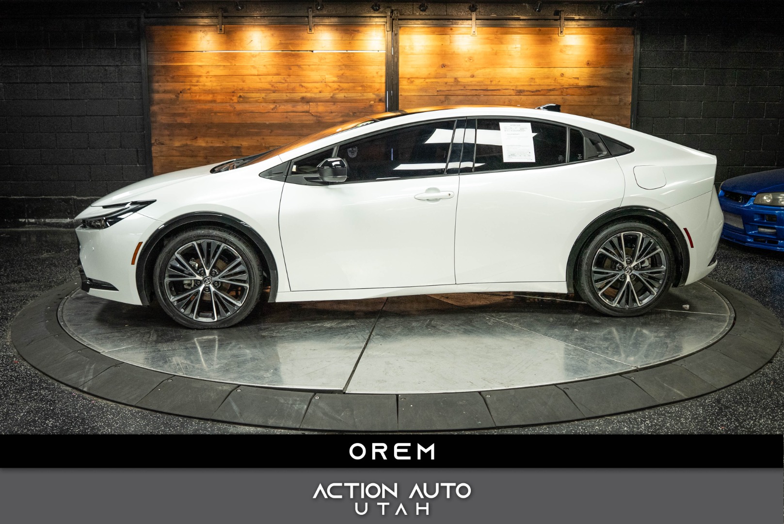 2024 Toyota Prius Limited's photo