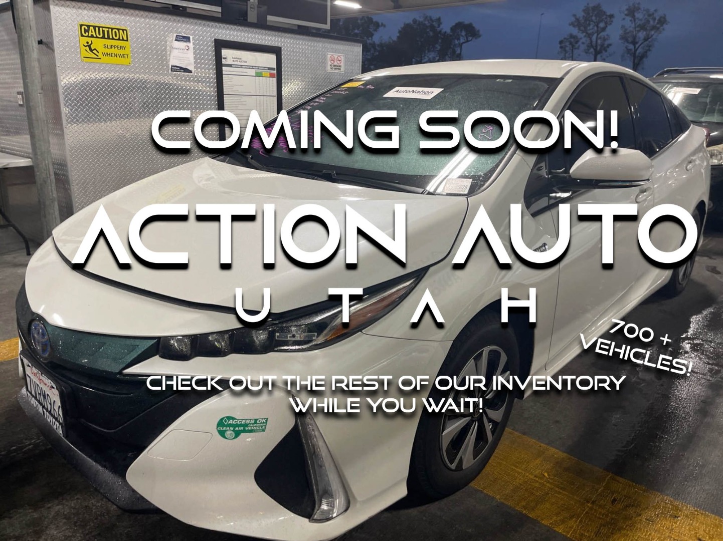 2017 Toyota Prius Prime Premium's photo