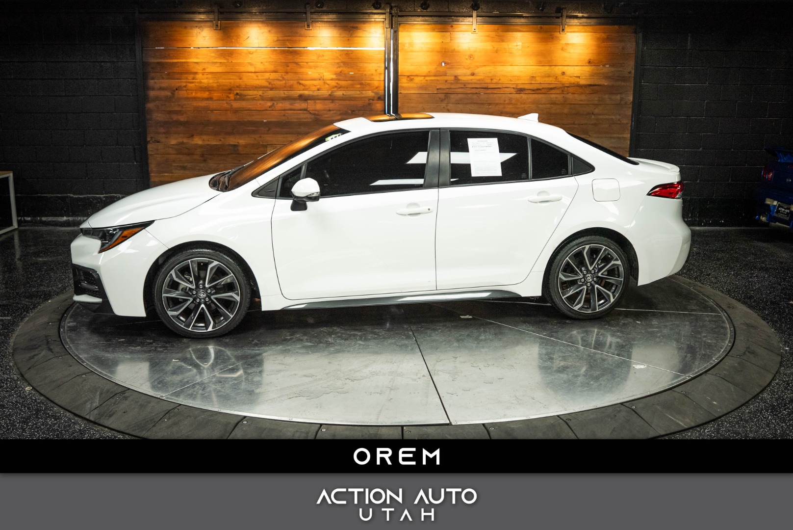 2022 Toyota Corolla SE's photo