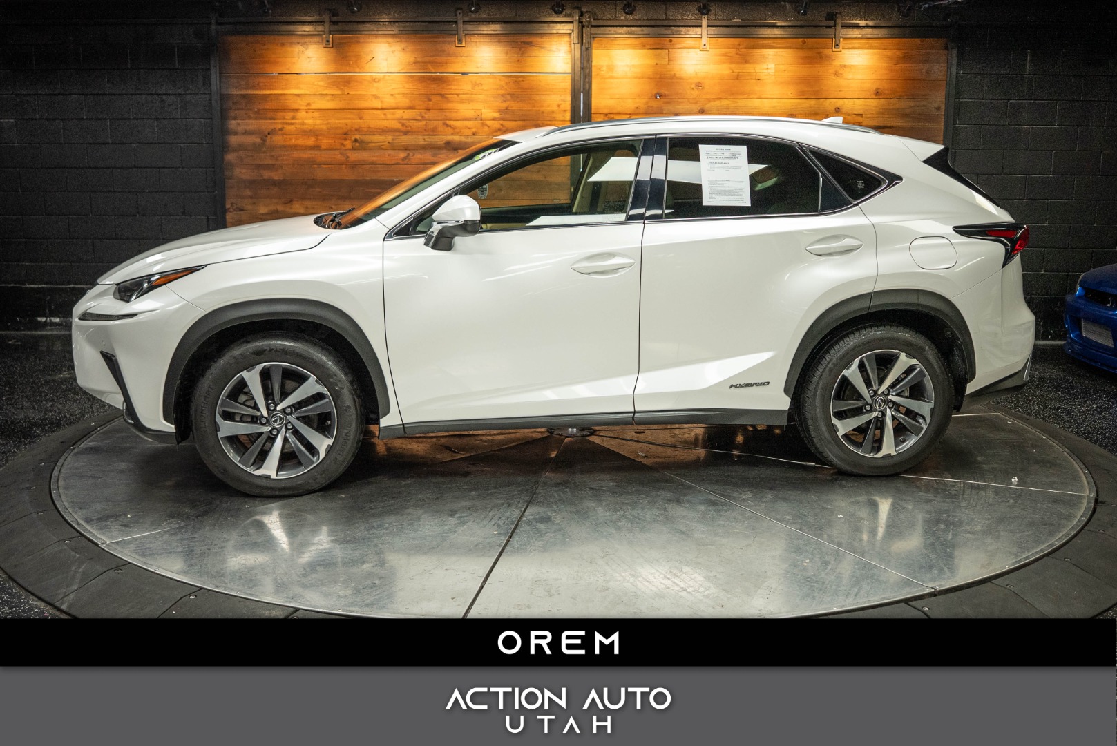 2019 Lexus NX Hybrid 300h's photo