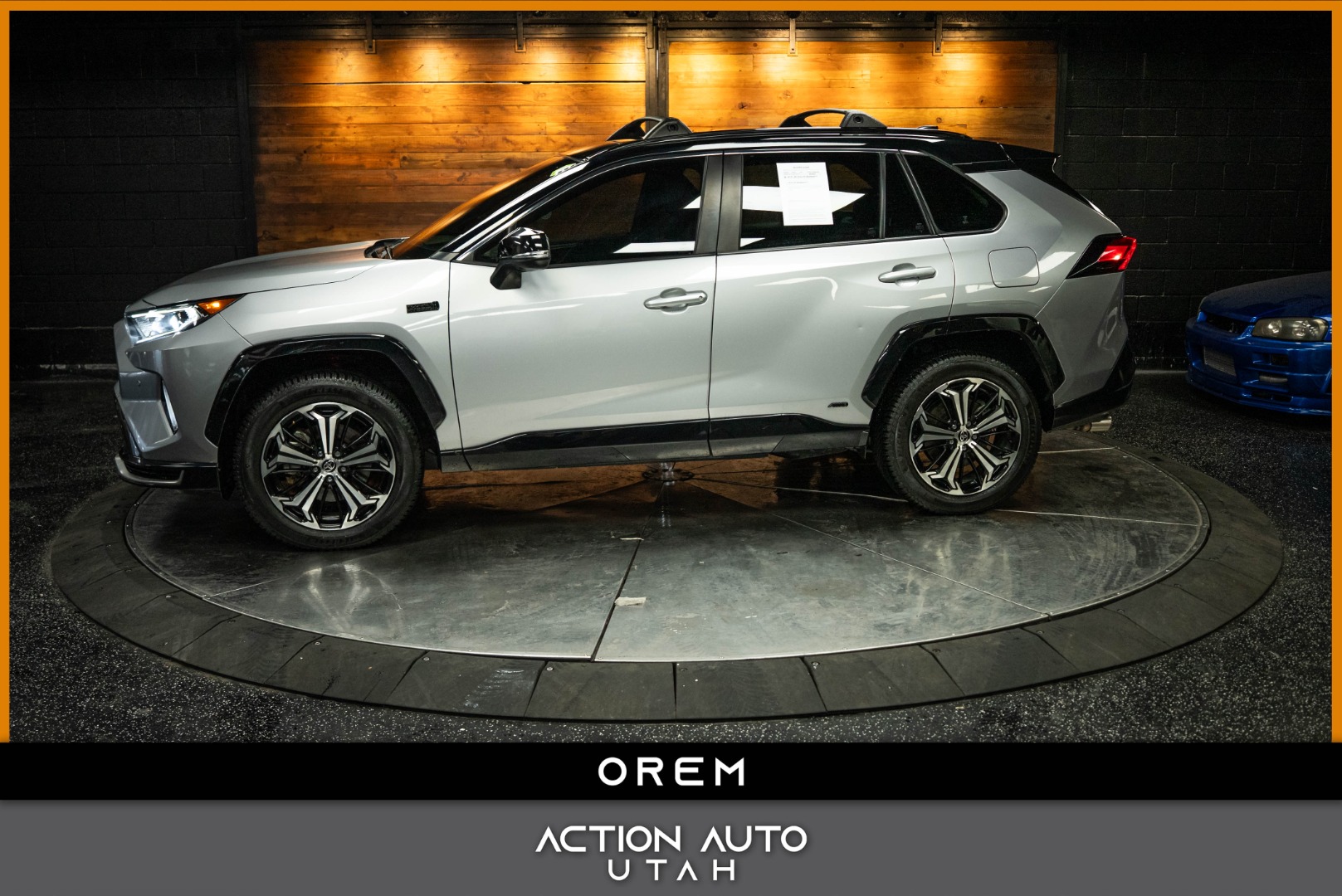 2021 Toyota RAV4 XSE's photo