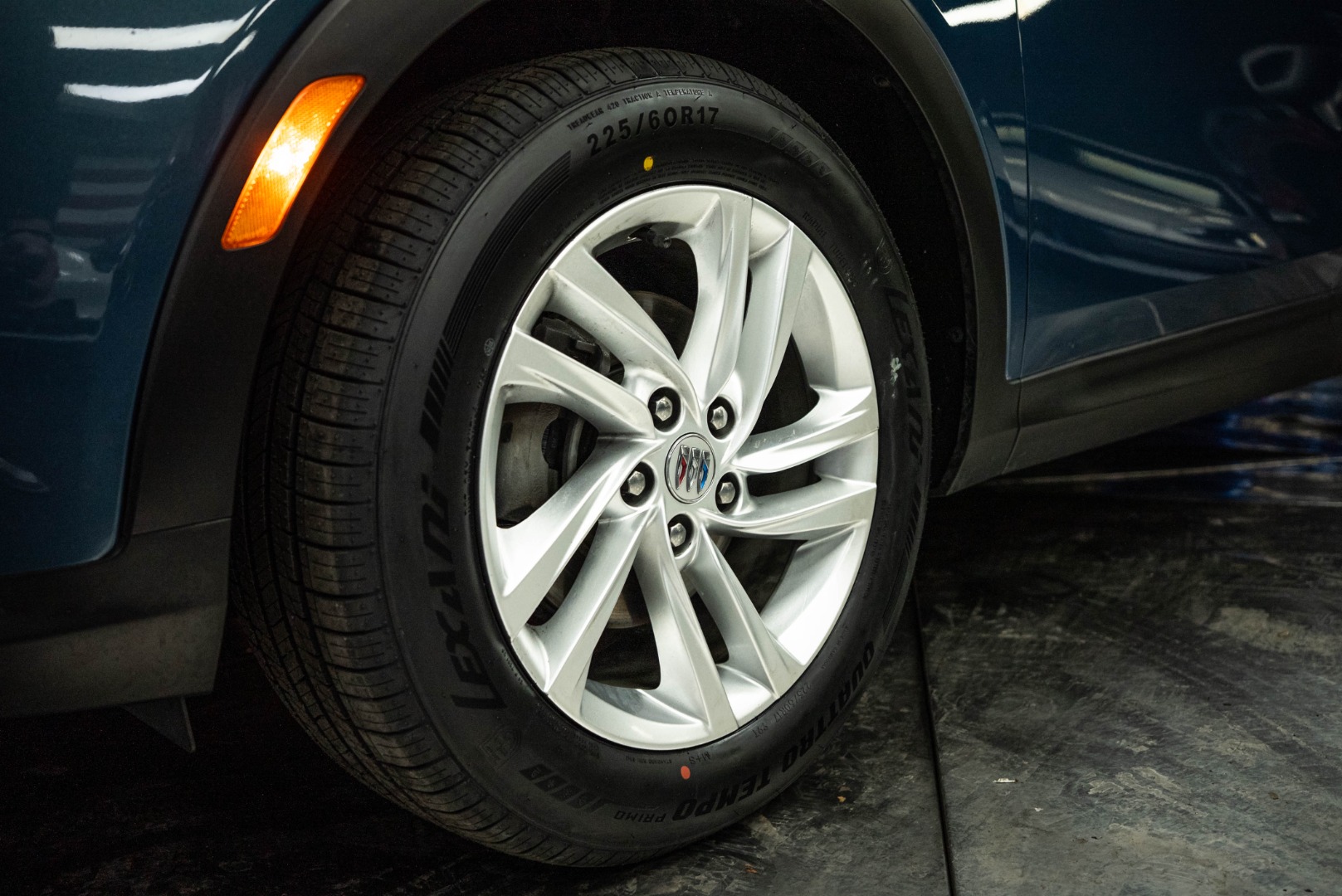 2024 Buick Envista Preferred photo 3