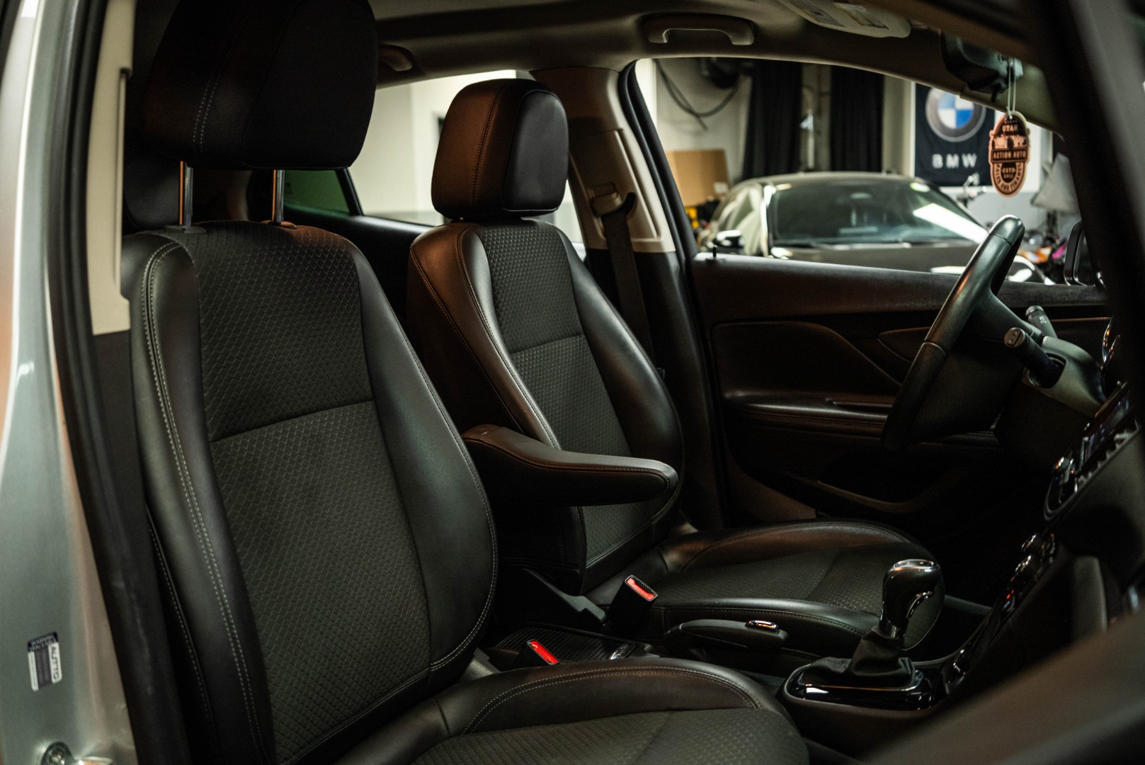 2022 Buick Encore Preferred photo 13