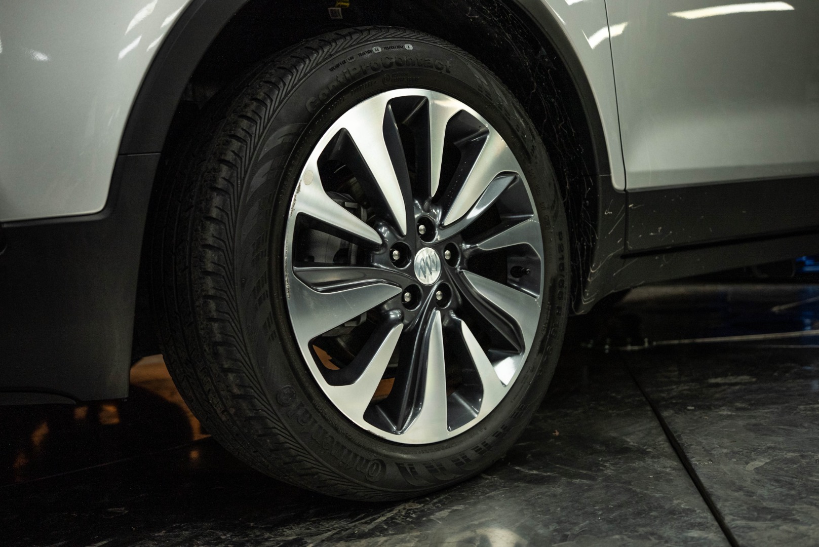 2022 Buick Encore Preferred photo 2