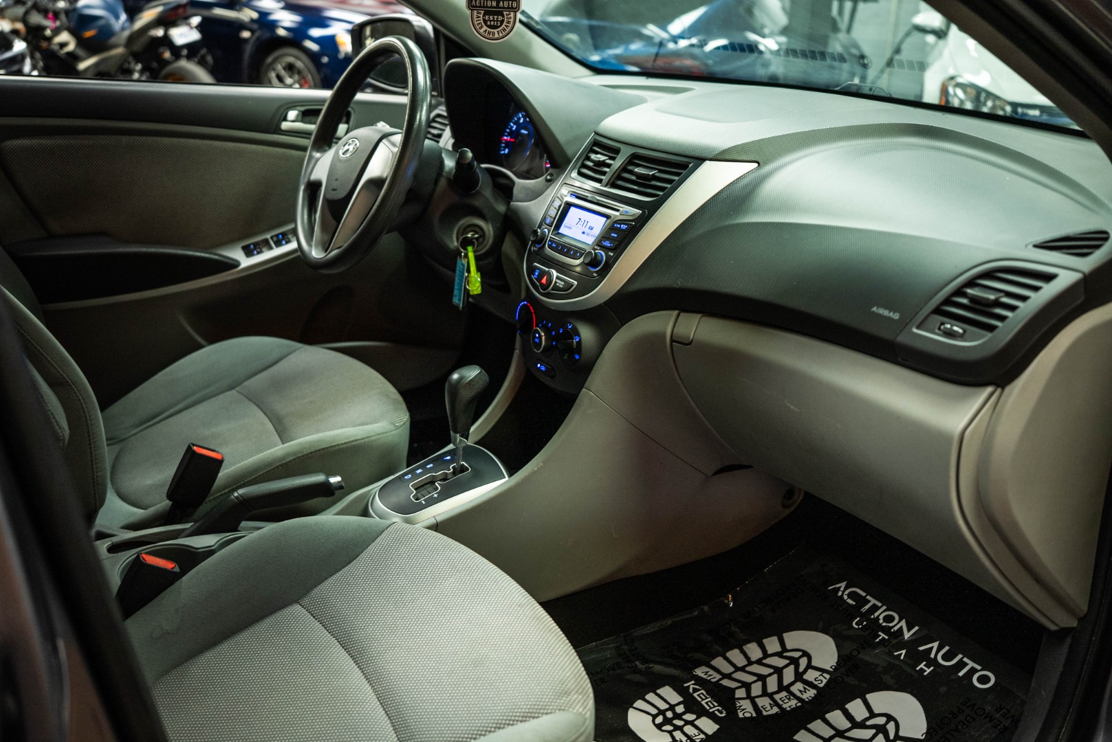 2014 Hyundai Accent GLS photo 12