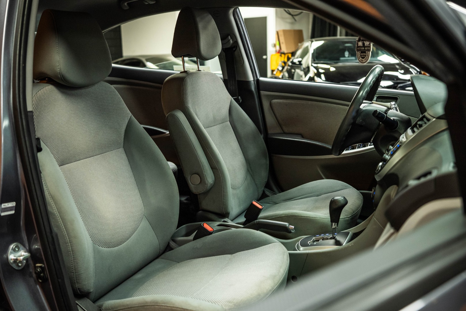 2014 Hyundai Accent GLS photo 13