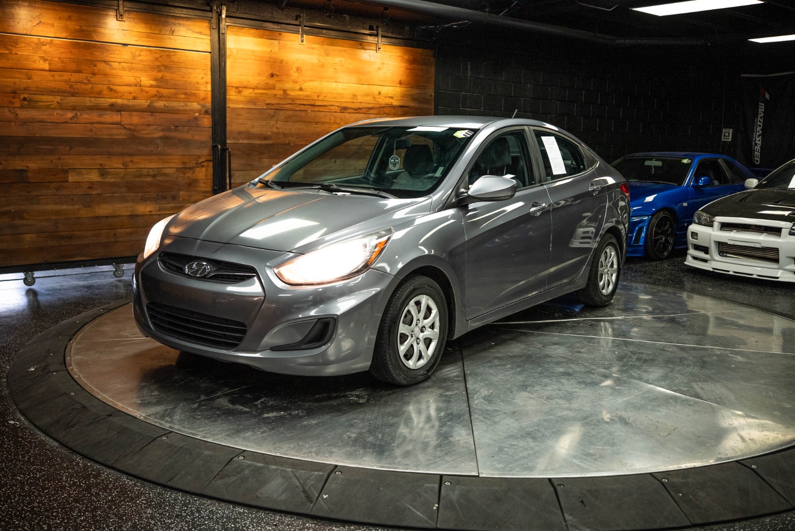2014 Hyundai Accent GLS photo 2