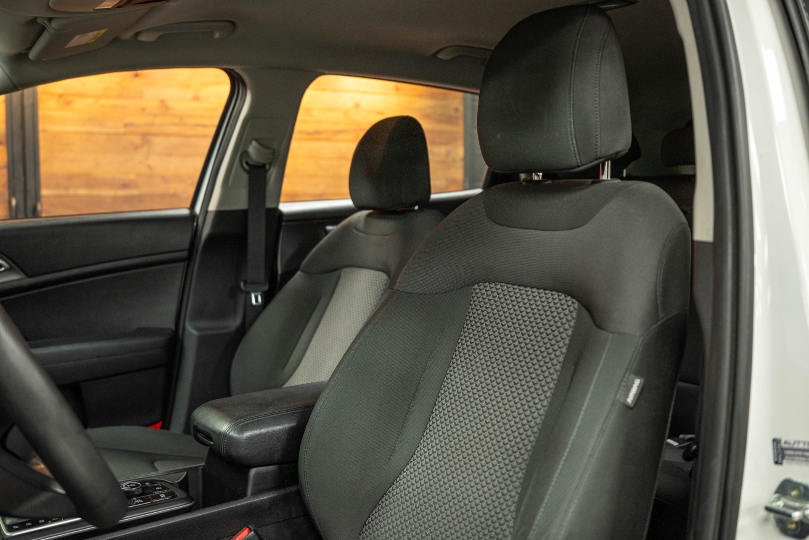 2023 Kia Sportage LX photo 10