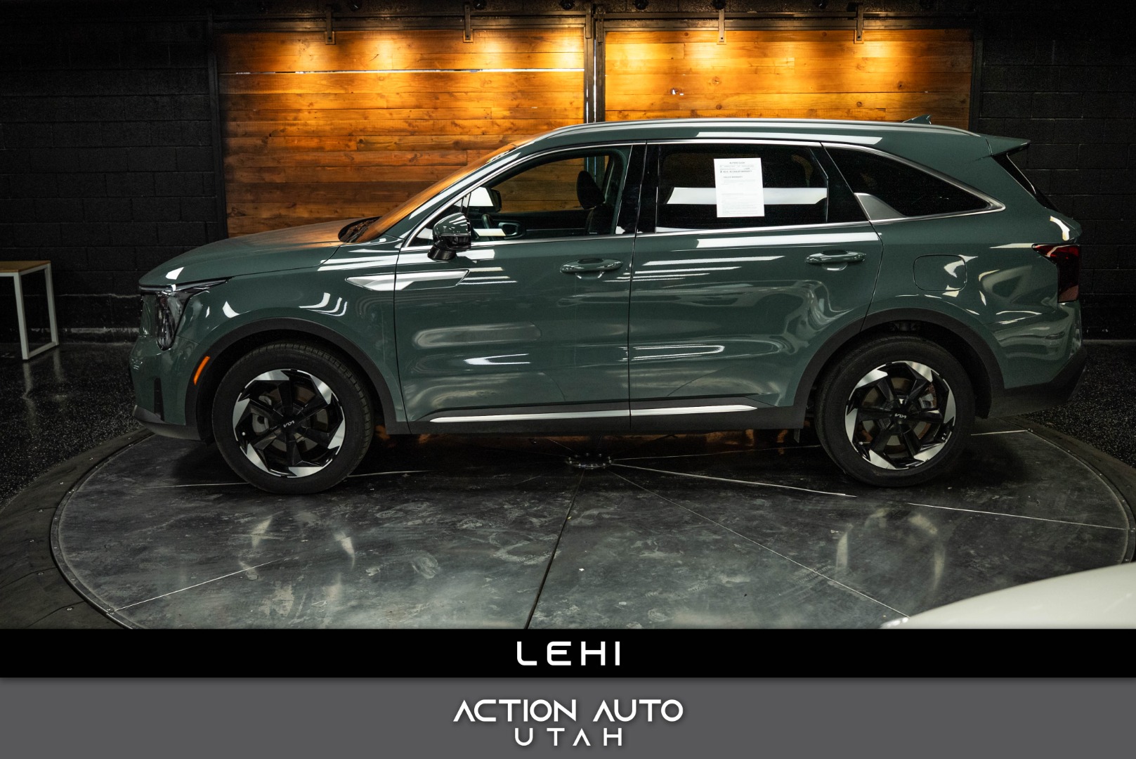 2025 Kia Sorento EX Hybrid's photo