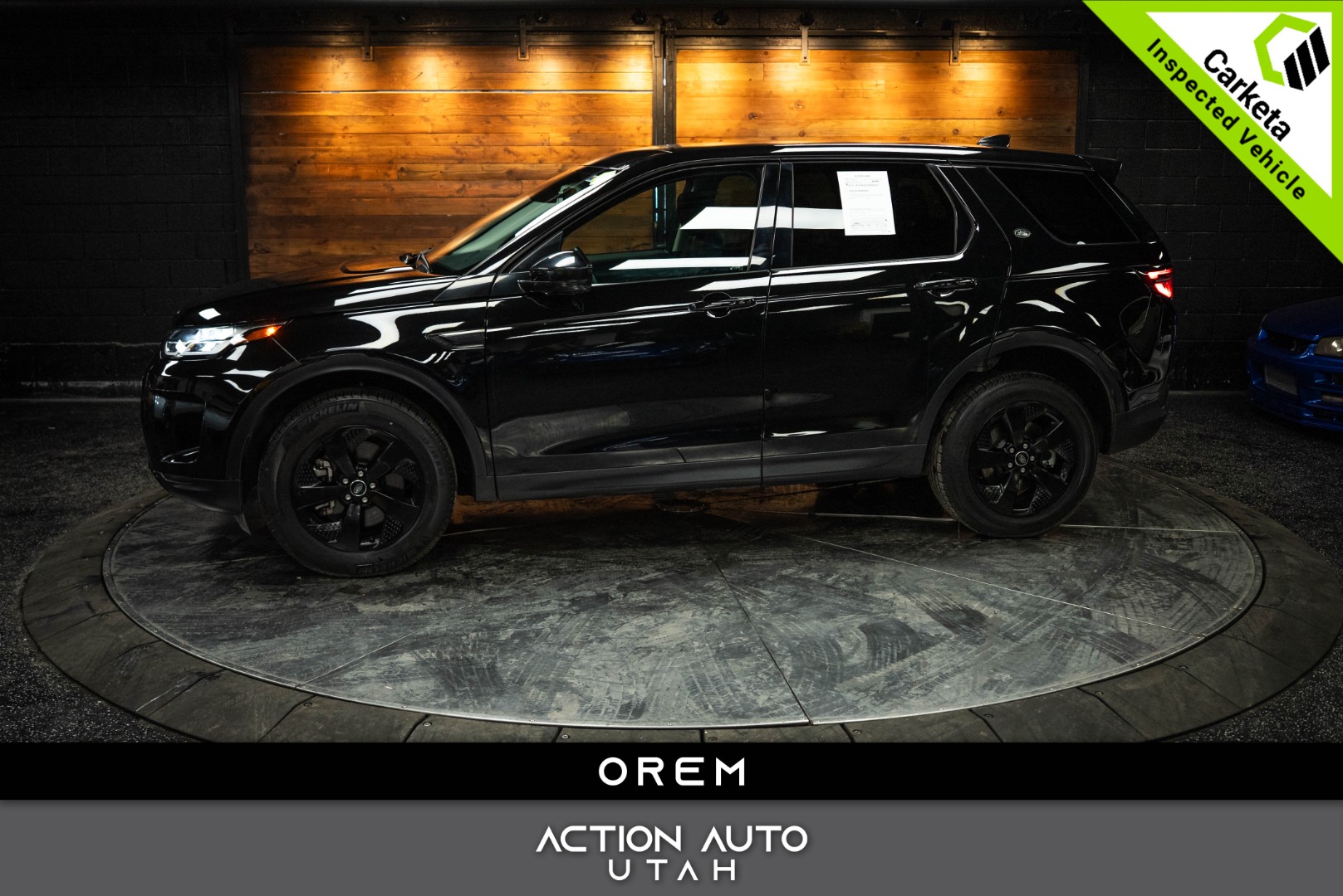 2023 Land Rover Discovery Sport S's photo