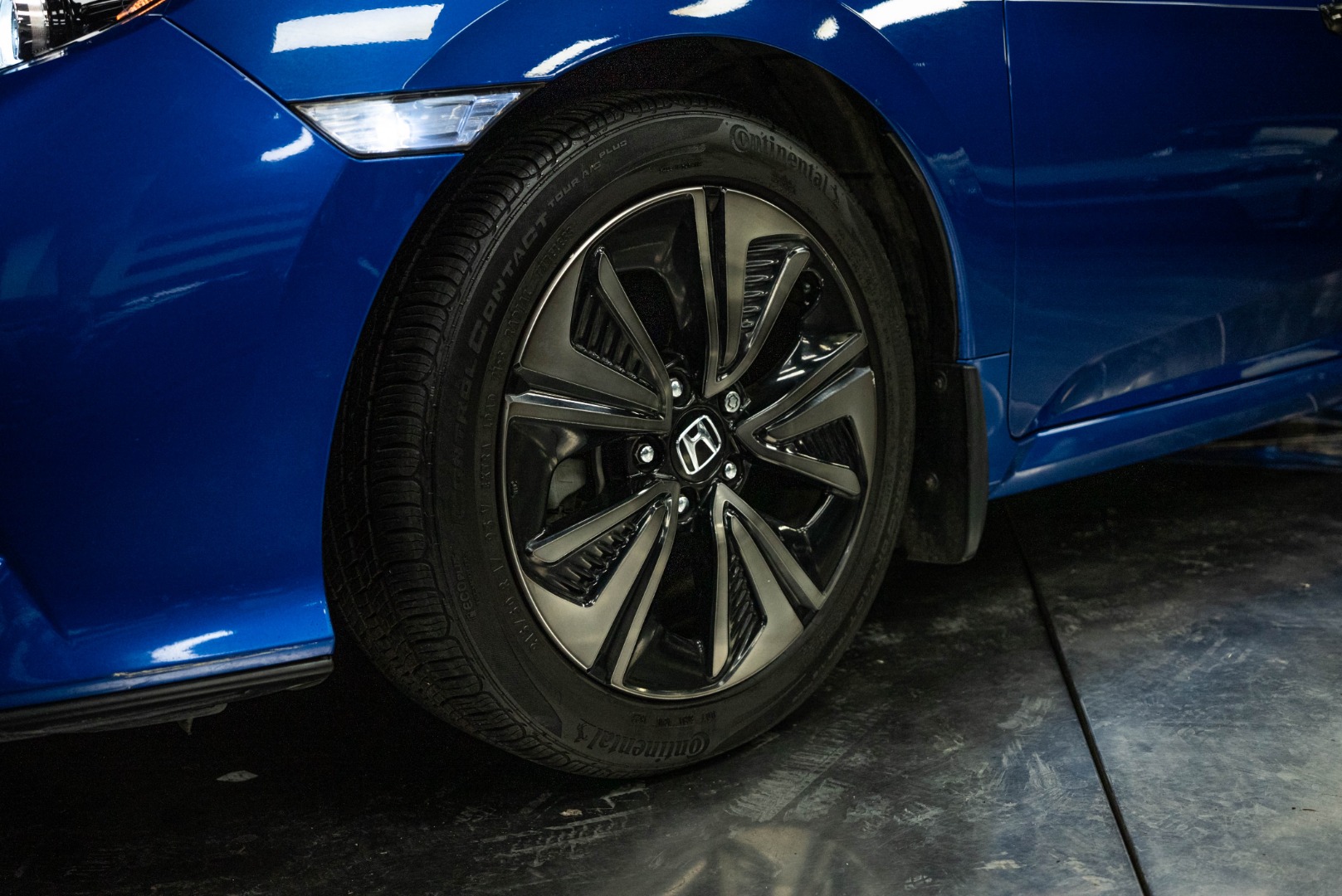 2018 Honda Civic EX photo 3