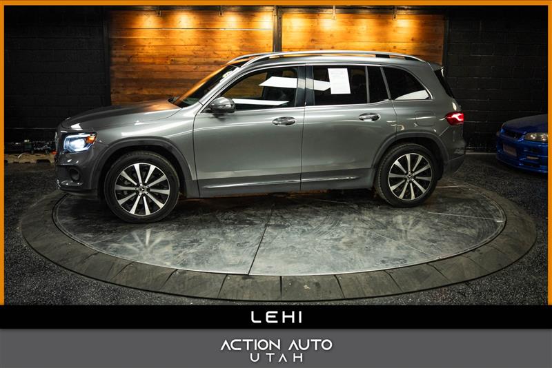 2022 MERCEDES-BENZ GLA