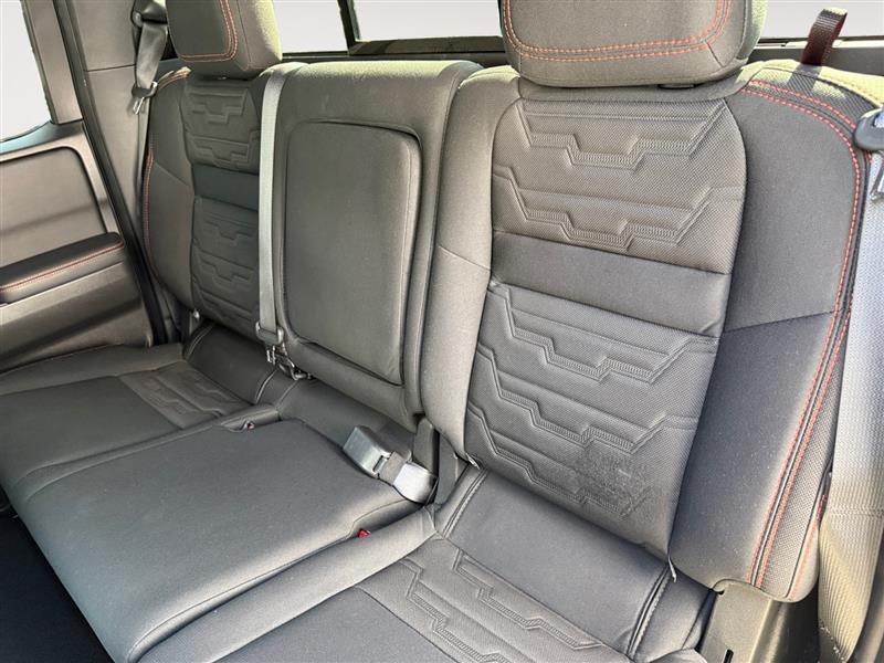 2023 Nissan Frontier Crew Cab PRO-4X photo 11