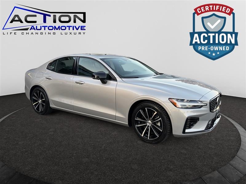 2023 Volvo S60 Plus's photo