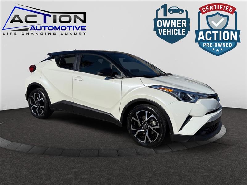 2019 Toyota C-HR XLE's photo