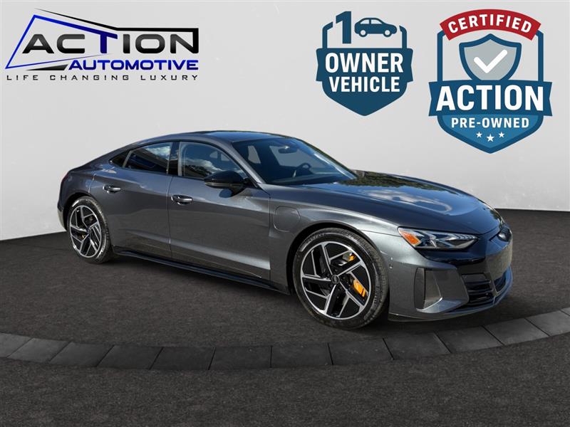 2023 Audi RS e-tron GT Base's photo