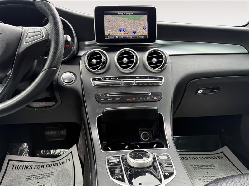 2018 Mercedes Benz GLC 300 photo 11