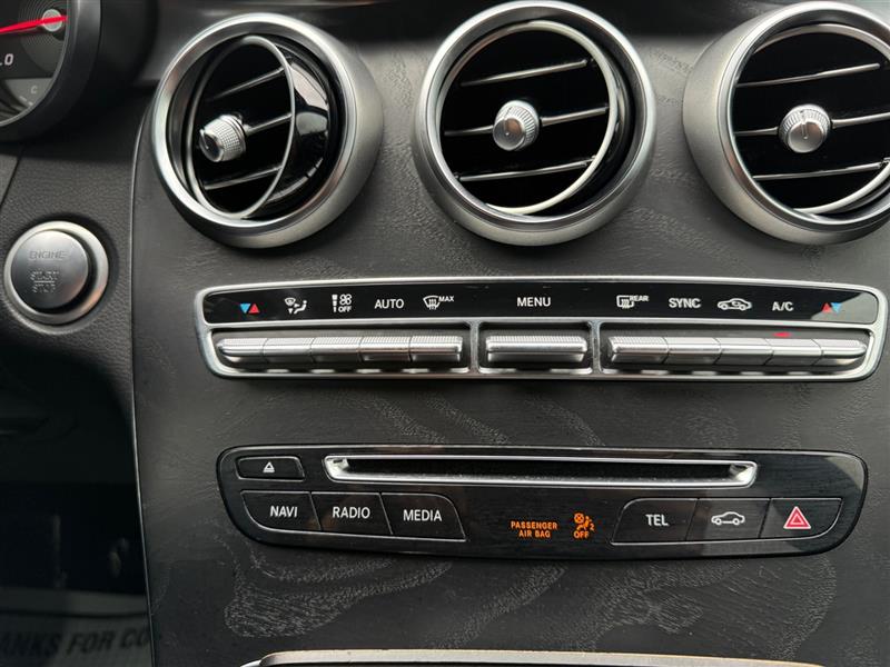 2018 Mercedes Benz GLC 300 photo 21