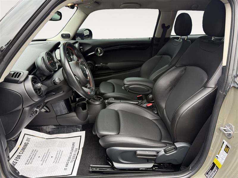 2019 Mini Cooper 2 Door Hardtop S photo 9
