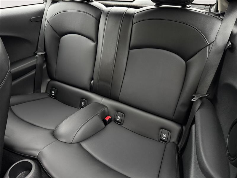 2019 Mini Cooper 2 Door Hardtop S photo 13