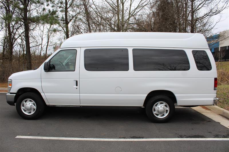 13 Ford E 350 Xlt Super Duty Extended Passenger Van Chantilly Virginia All In One Auto Group Va 152