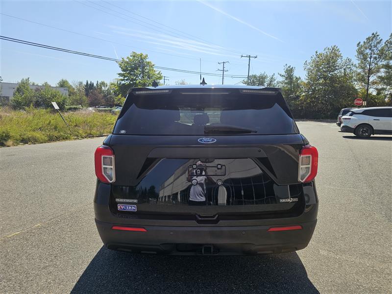 2020 Ford Explorer photo 4