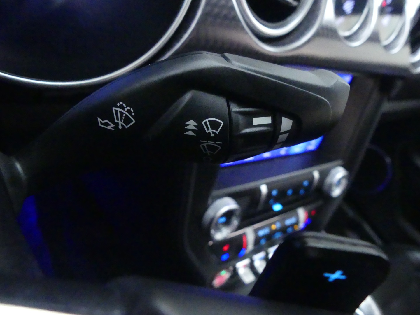 2019 Ford Mustang GT Premium photo 17