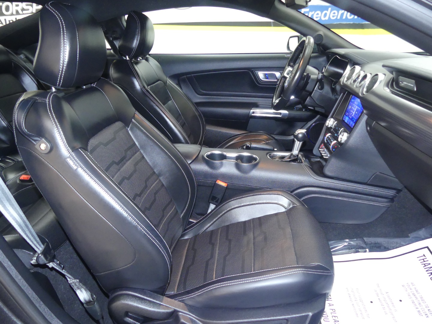 2019 Ford Mustang GT Premium photo 7