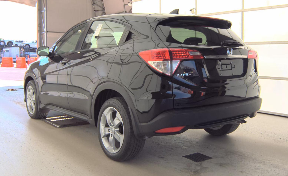 2021 Honda HR-V LX photo 3