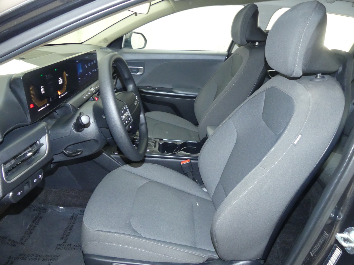 2025 Kia K4 LXS photo 17