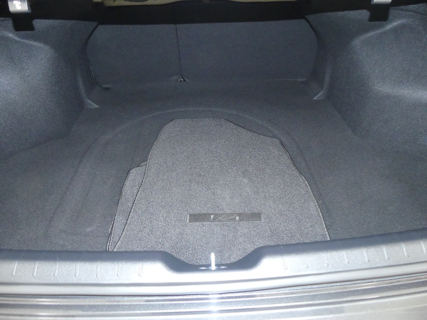 2025 Kia K4 LXS photo 26