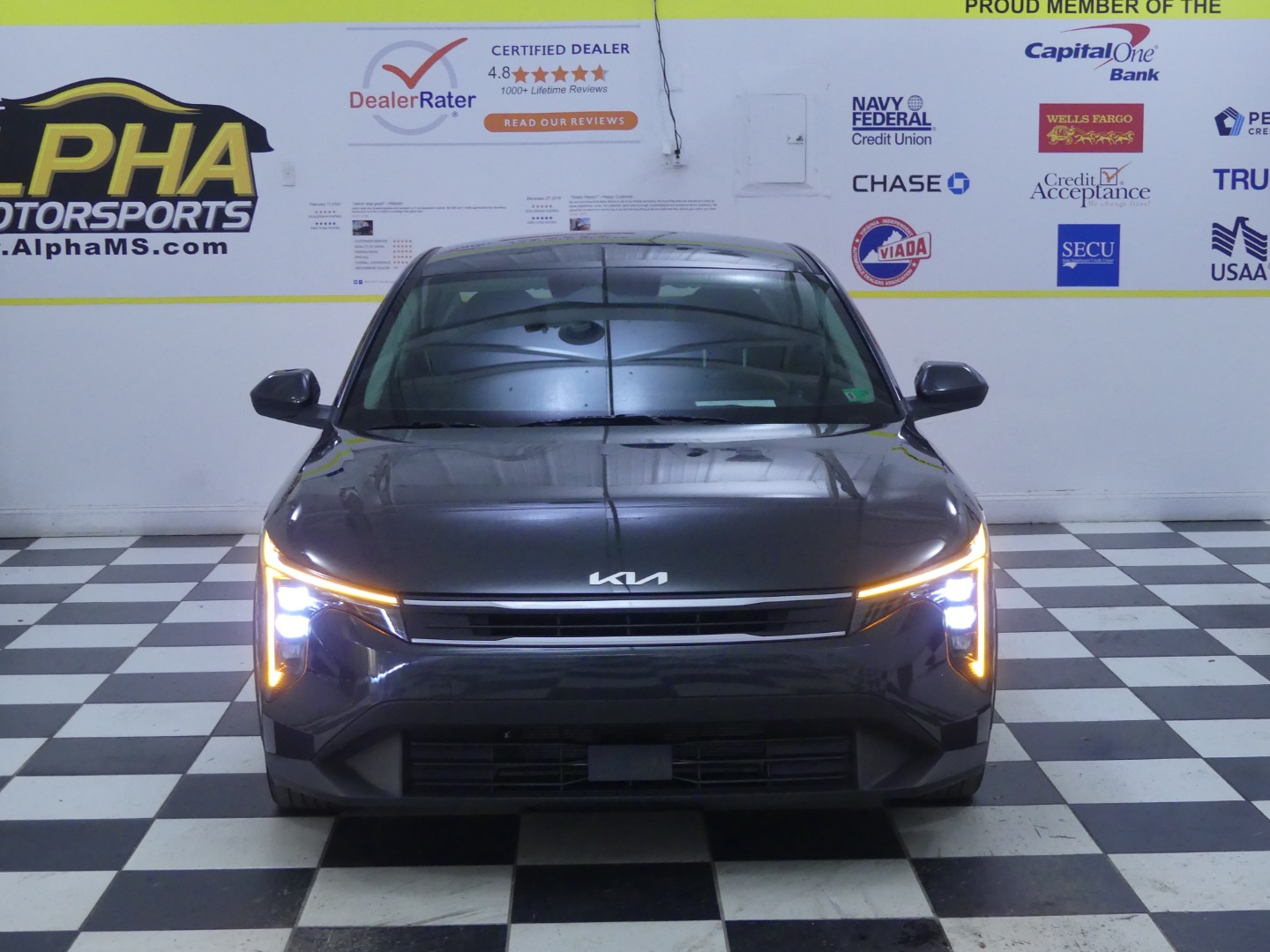 2025 Kia K4 LXS photo 2