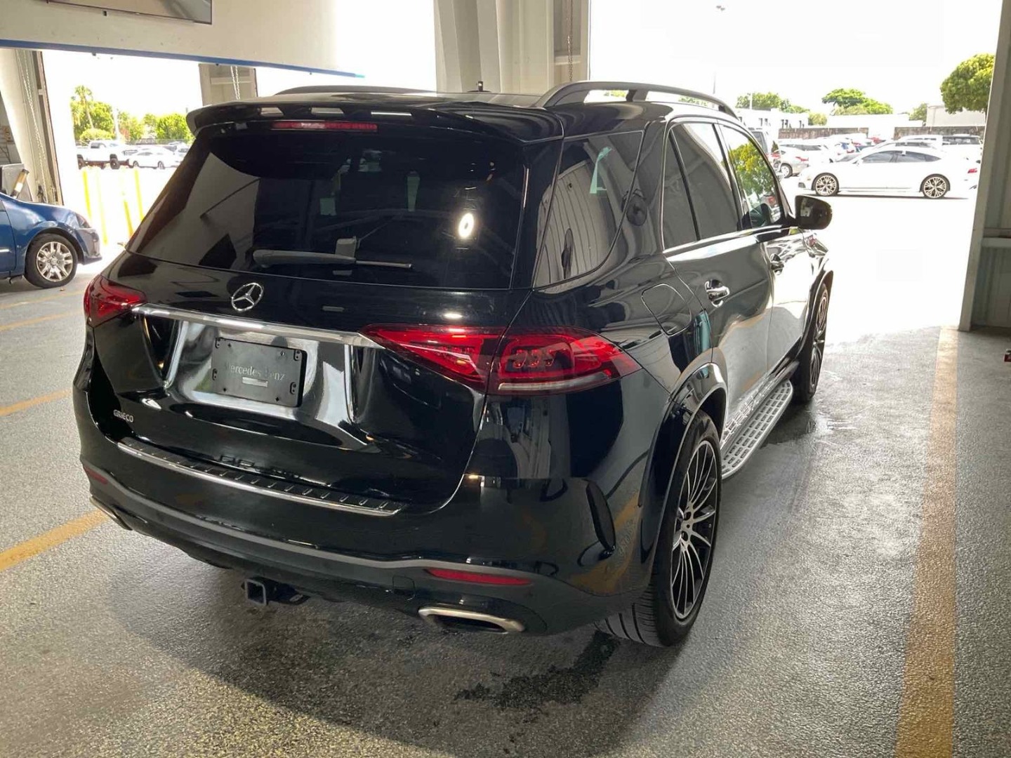 2022 Mercedes Benz GLE 450 4MATIC photo 4