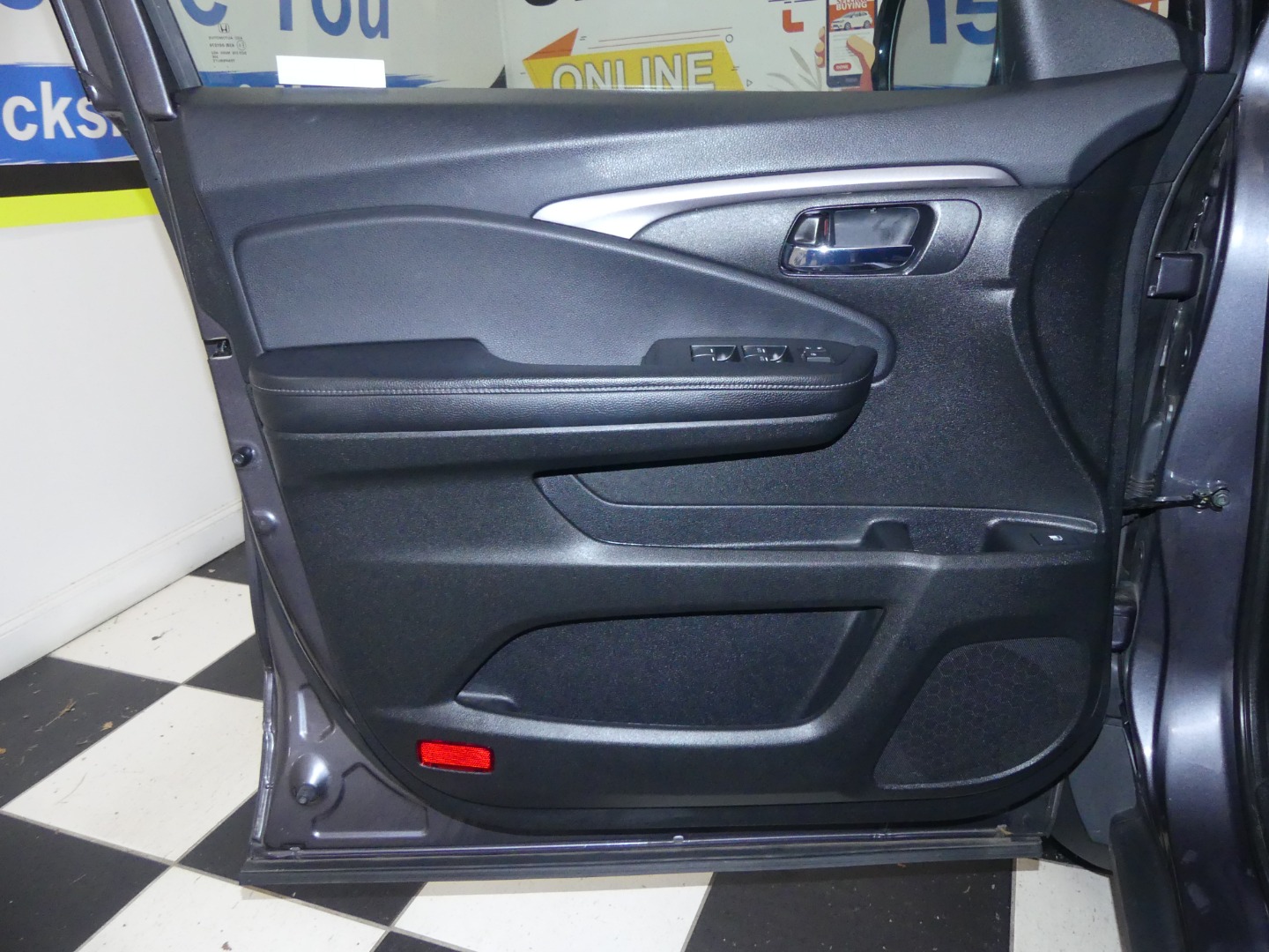 View 24