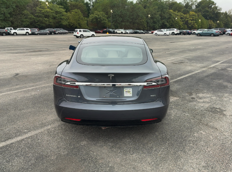 2017 Tesla Model S 75D photo 4