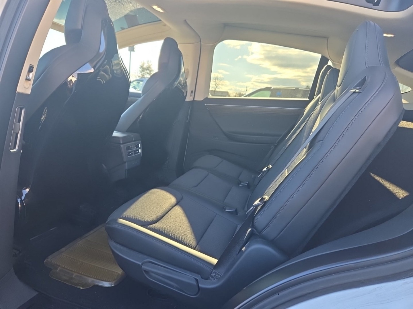 2016 Tesla Model X 75D photo 12