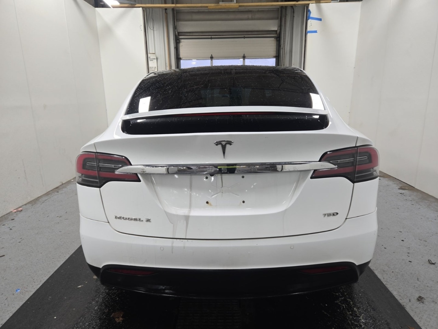 2016 Tesla Model X 75D photo 7