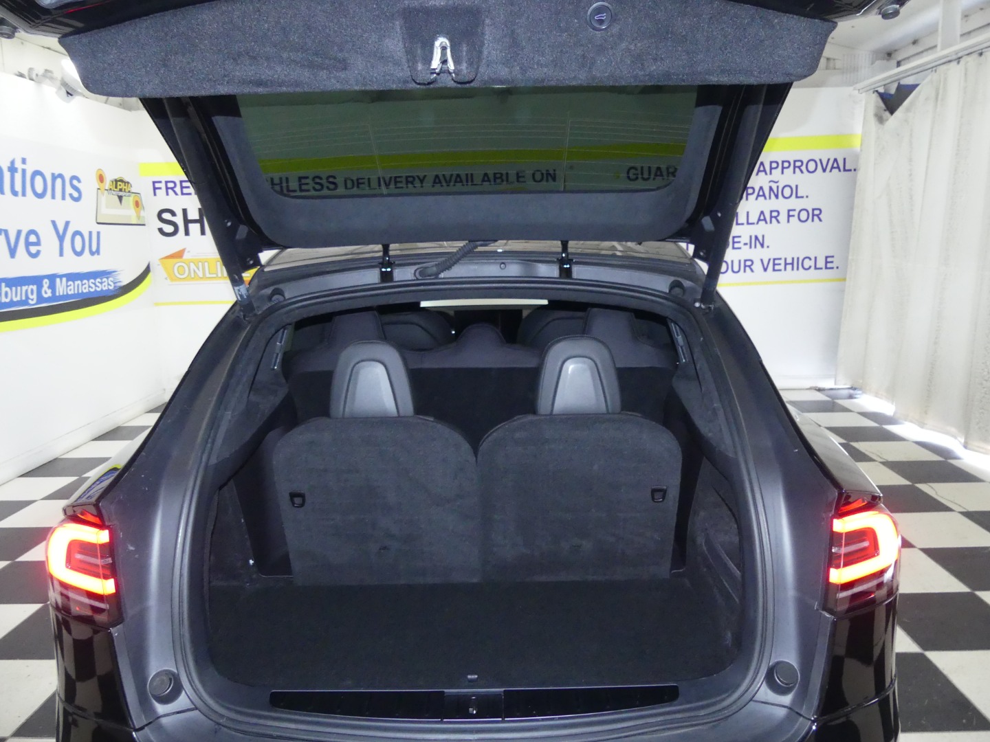 2022 Tesla Model X photo 14