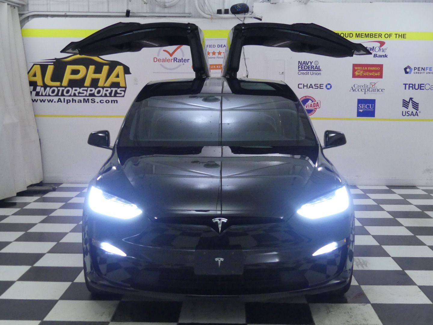 2022 Tesla Model X photo 2