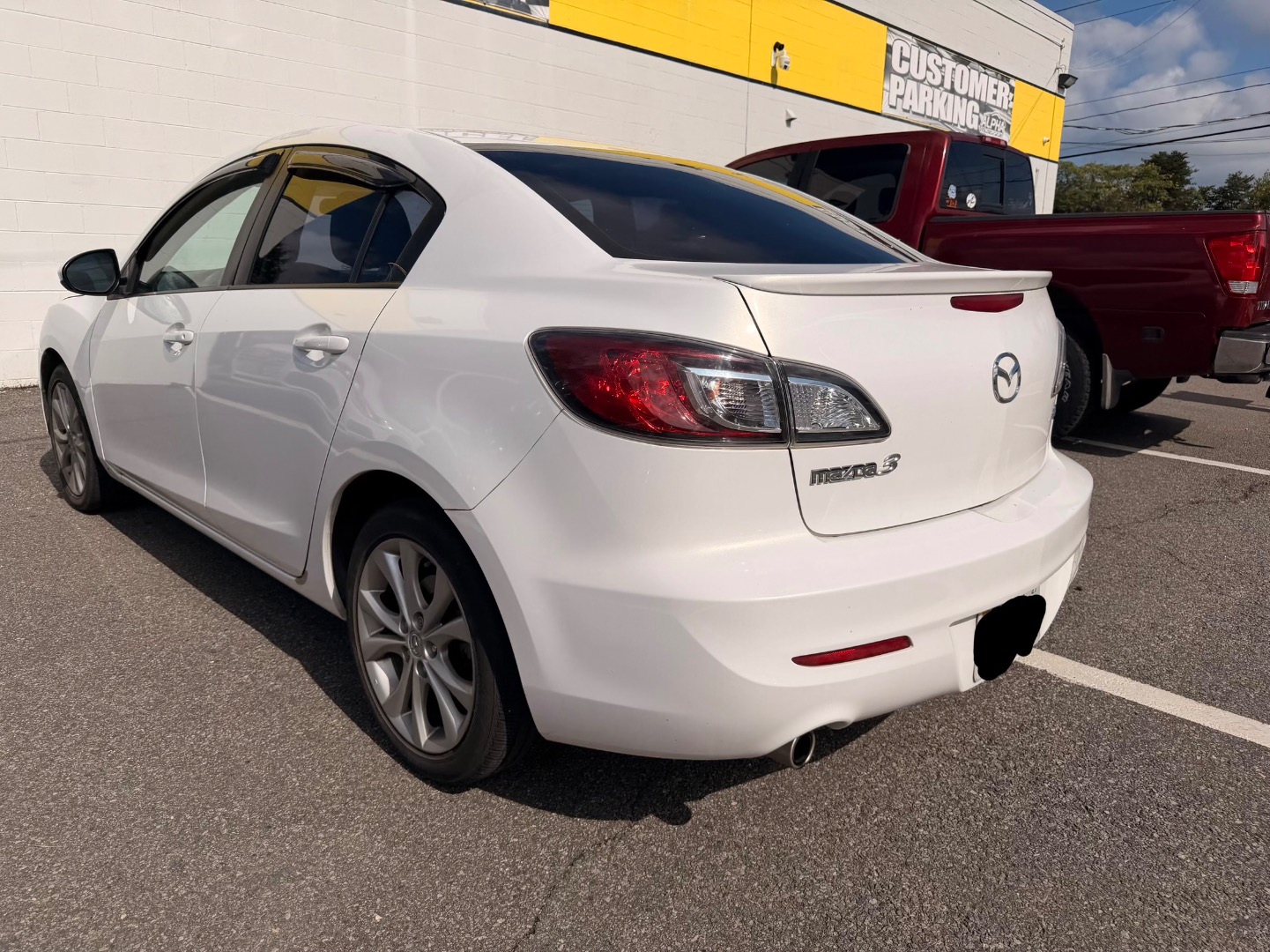 2011 Mazda Mazda3 Sport photo 2