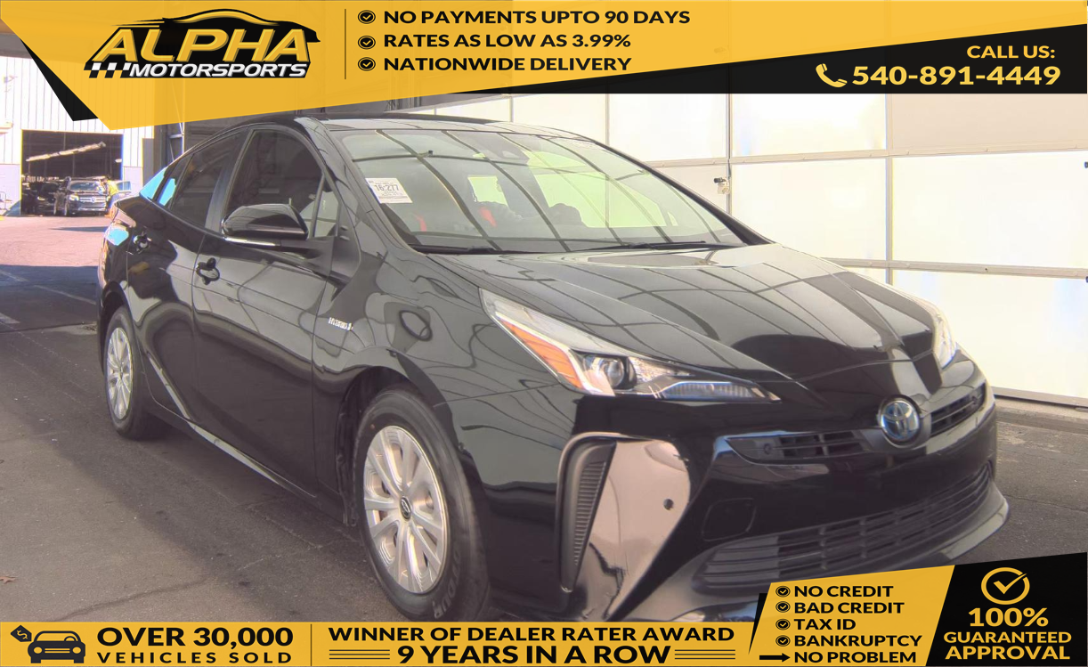 2022 Toyota Prius LE's photo