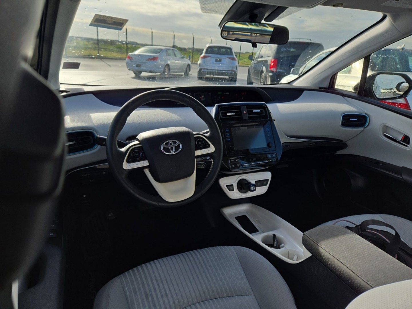 2017 Toyota Prius Two Eco Three Four Touring photo 6