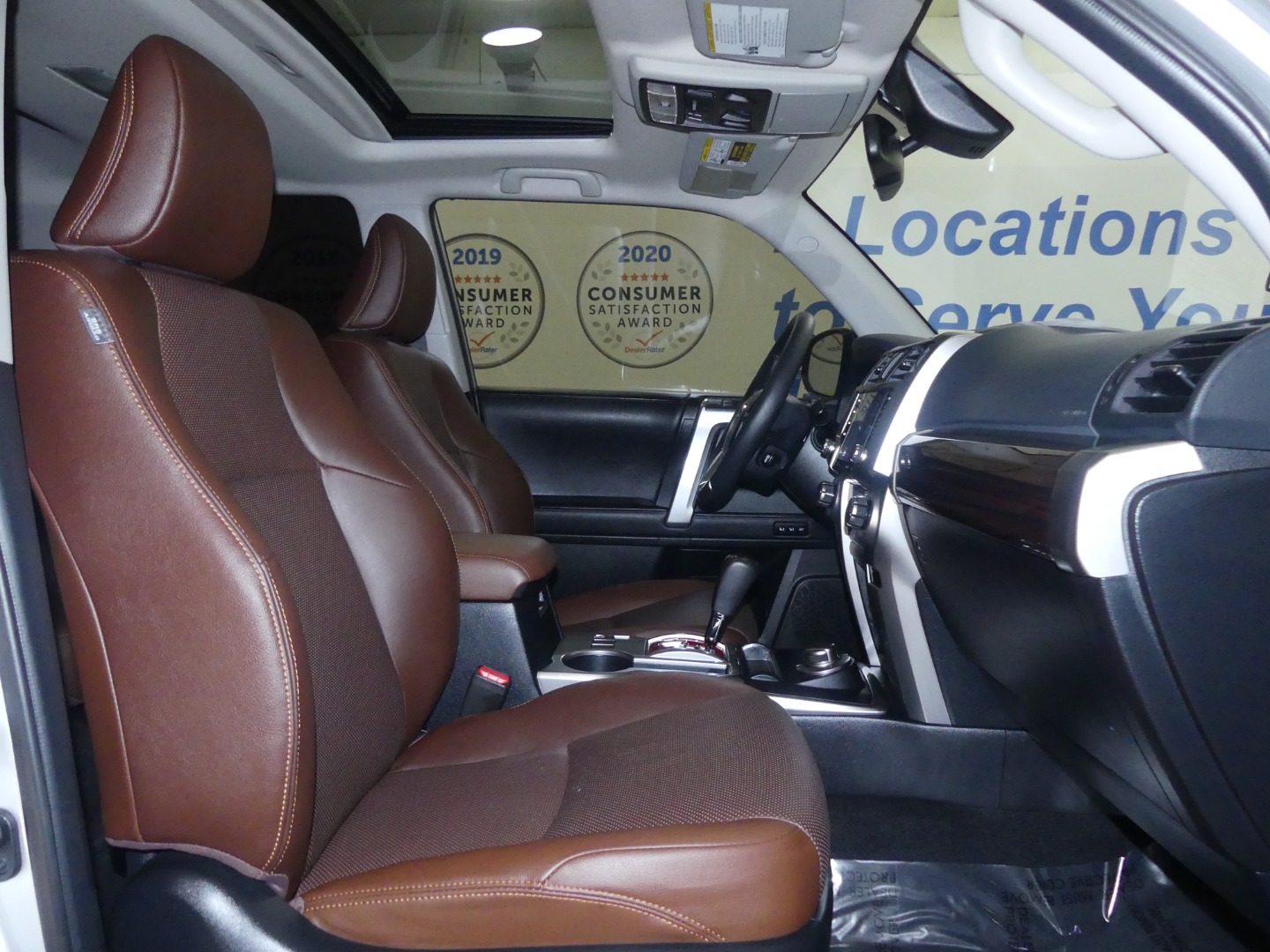 2024 Toyota 4Runner Limited photo 3