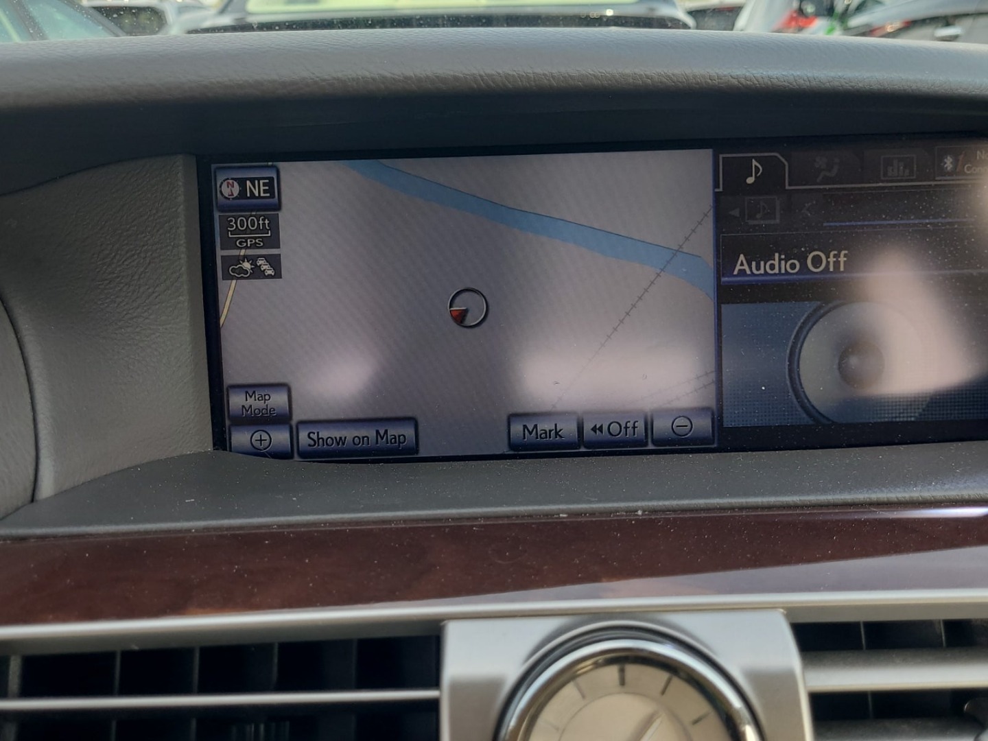 2013 Lexus LS 460 L photo 4