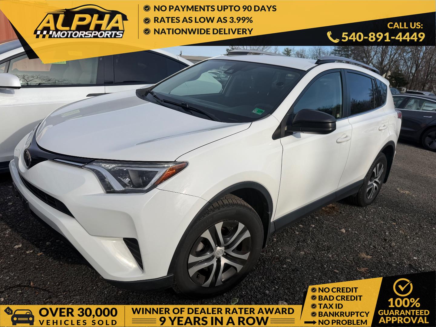 2017 Toyota RAV4 LE's photo