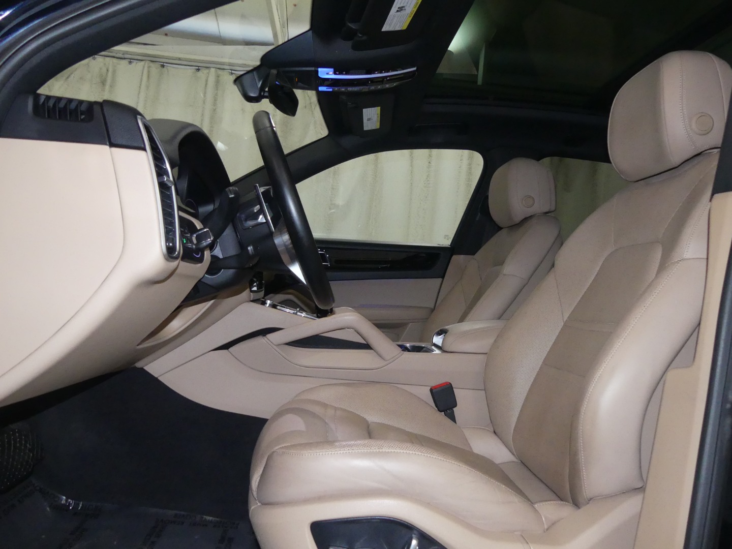 2019 Porsche Cayenne photo 19