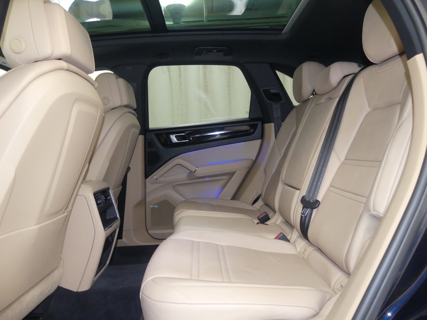 2019 Porsche Cayenne photo 21
