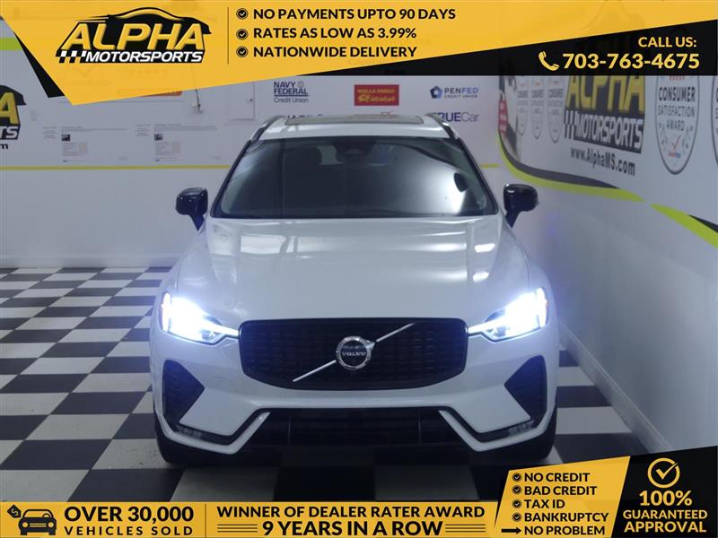 2024 VOLVO XC60 B5 Plus Dark Theme