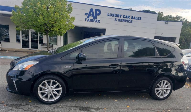 2012 TOYOTA PRIUS V Five