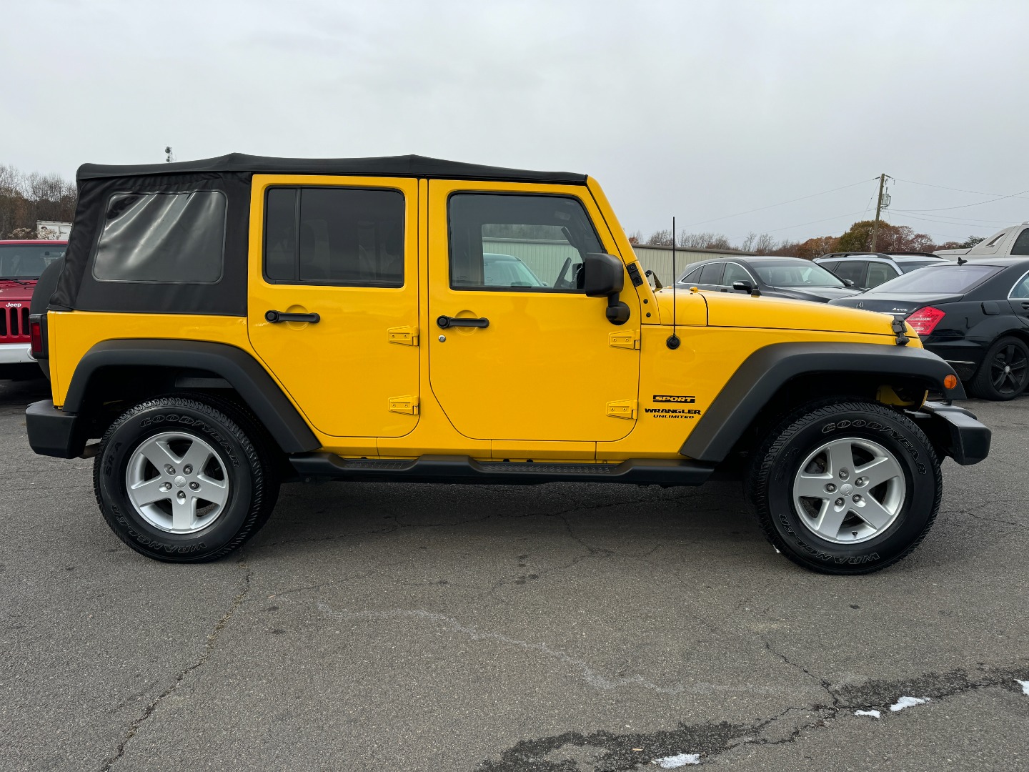 2015 Jeep Wrangler Unlimited Sport photo 8